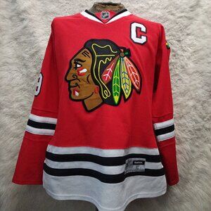 Chicago Blackhawks Jersey Mens Large NHL Hockey Jonathan Toews 19 Reebok Captain